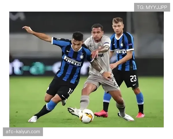 评论：国际米兰提前夺冠后的市场效应，球衣销量激增与季票预售创新高