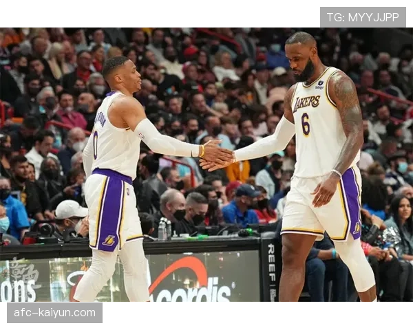 深度复盘：勒沃库森绝平多特，阿德利替补登场扮演关键先生